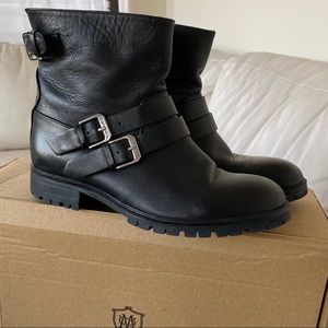 Massimo Dutti Leather boots Size 38